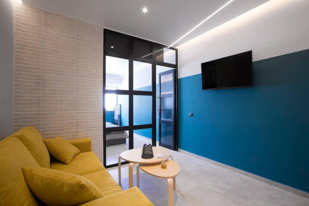 City Center Modern Renovated Apartment 아테네 외부 사진
