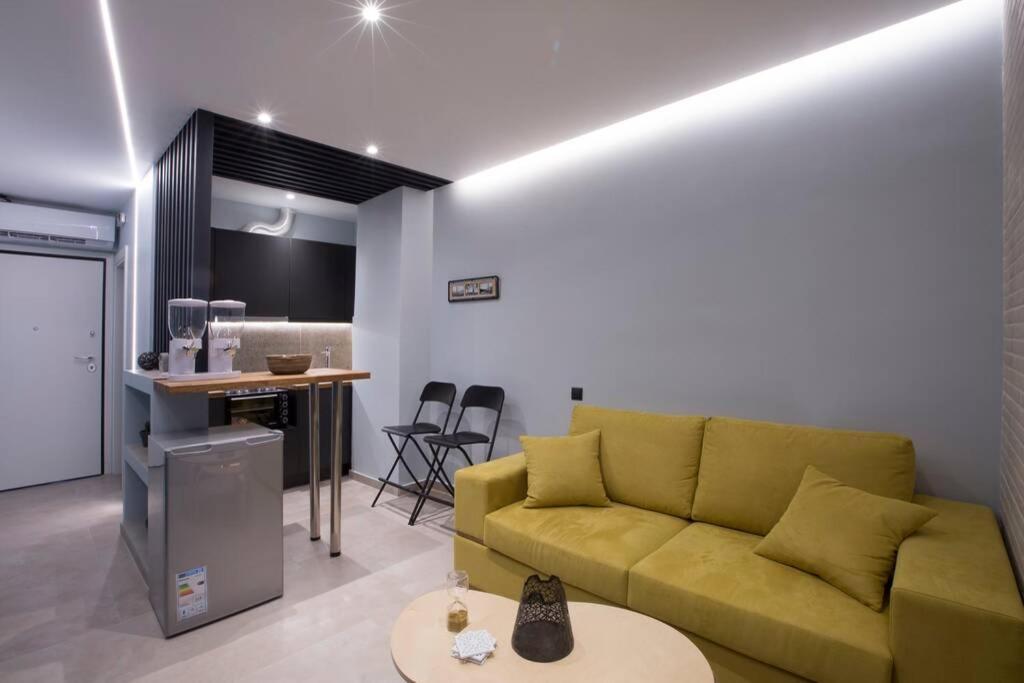 City Center Modern Renovated Apartment 아테네 외부 사진